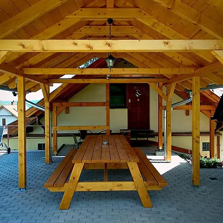 Villa Teleki 3*