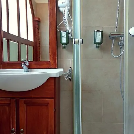 Villa Teleki 3*