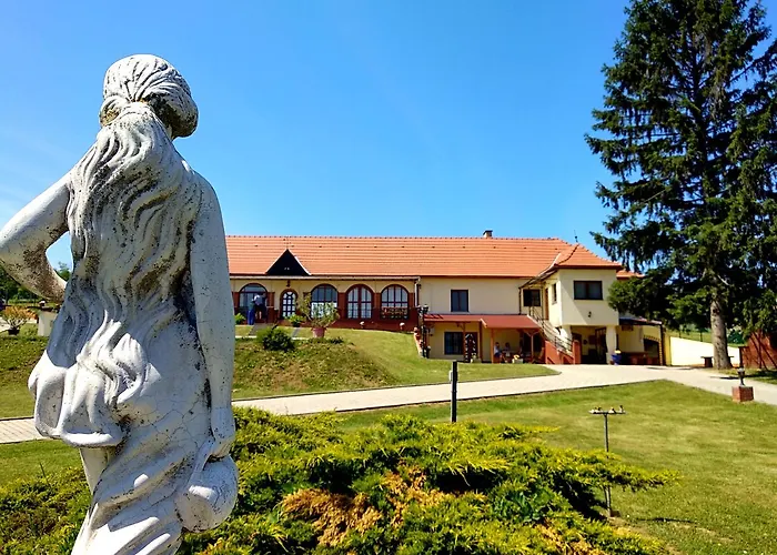 Villa Teleki Pensiune