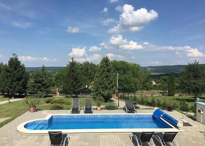 Villa Teleki Pensiune